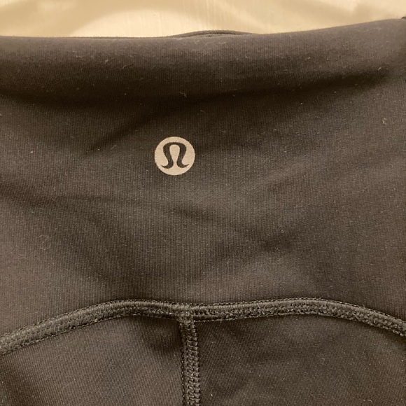 Capri Lululemon Leggings - Picture 3 of 4